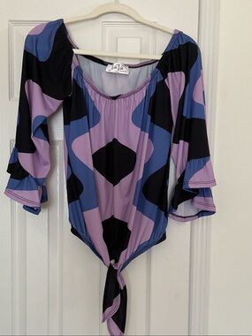 Off shoulder Blouse